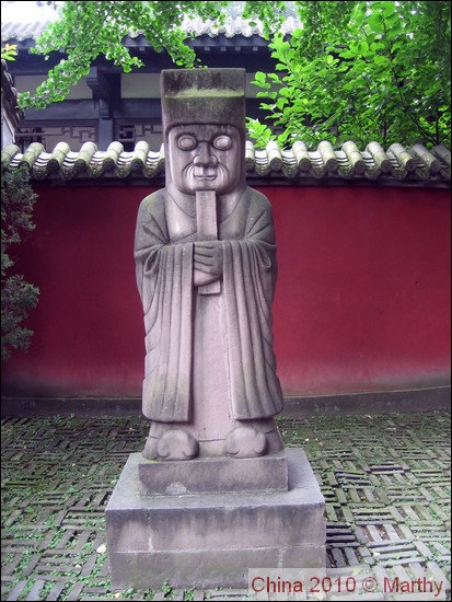 Chengdu - beeld bij tombe van Liu Bei 